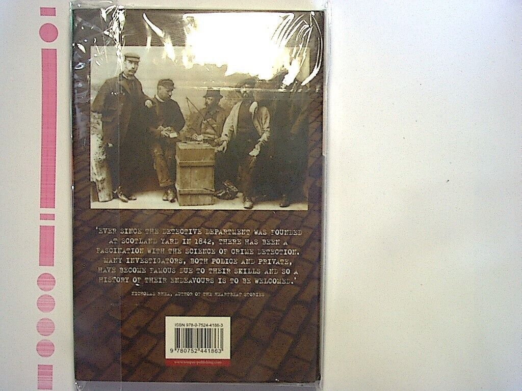 Stephen Wade Plain Clothes and Sleuths: A History of UK Detectives Hardcover NEW