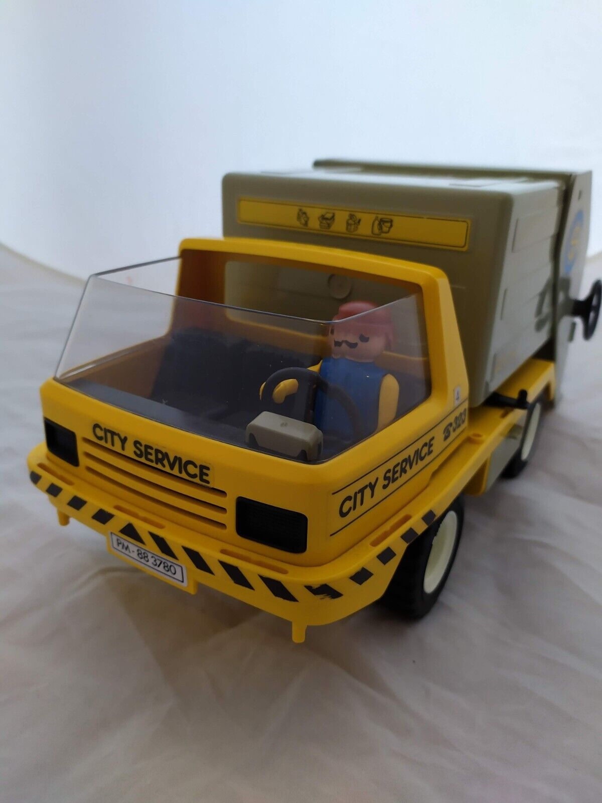 1978 Playmobil City Service Rubbish Garbage Truck with driver & Bin Exc Free P&P