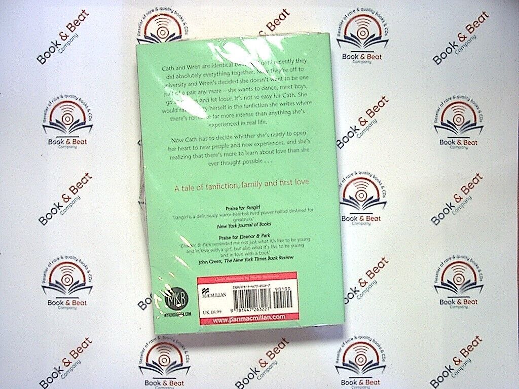 Rainbow Rowell - Fangirl PB New