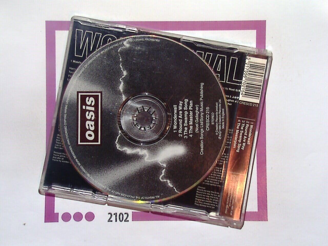 Oasis, Morning Glory, Britpop, 90s Rock, Gallagher Brothers, Classic Album, UK Rock, Wonderwall, Don't Look Back in Anger, Iconic Albums, Rock Anthems, Brit Rock, Chart Toppers, Alternative Rock, bookandbeat.com,