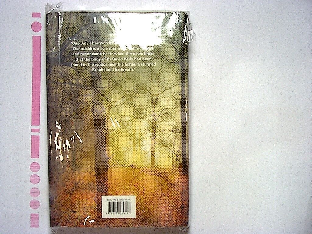 Robert Lewis  Dark Actors: The Life and Death of David Kelly Hardcover New