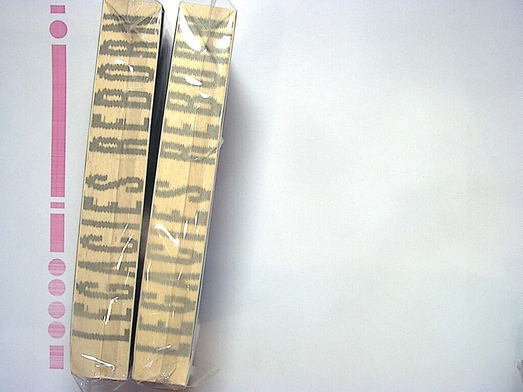 Pittacus Lore - Lorien Legacies Reborn Fugitive 6 PB New