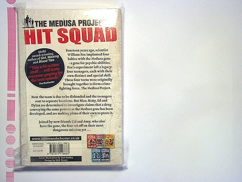 Sophie McKenzie - The Medusa Project: Hit Squad (Volume 6) PB New