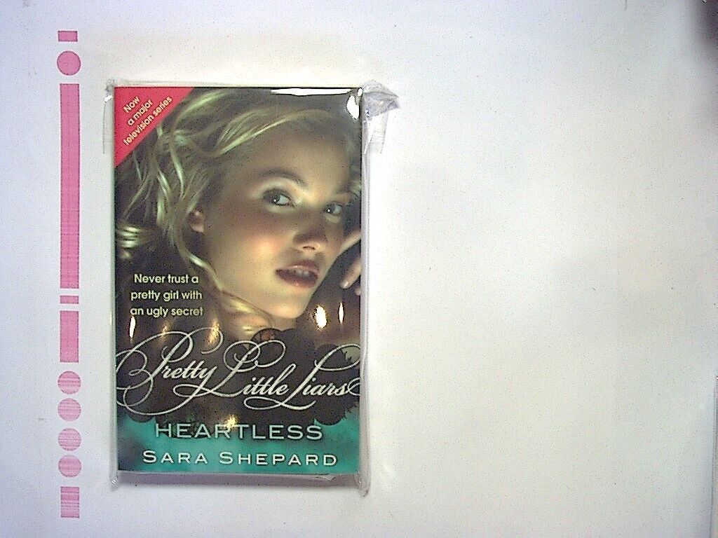 Sara Shepard - Heartless (Pretty Little Liars 7) Paperback New