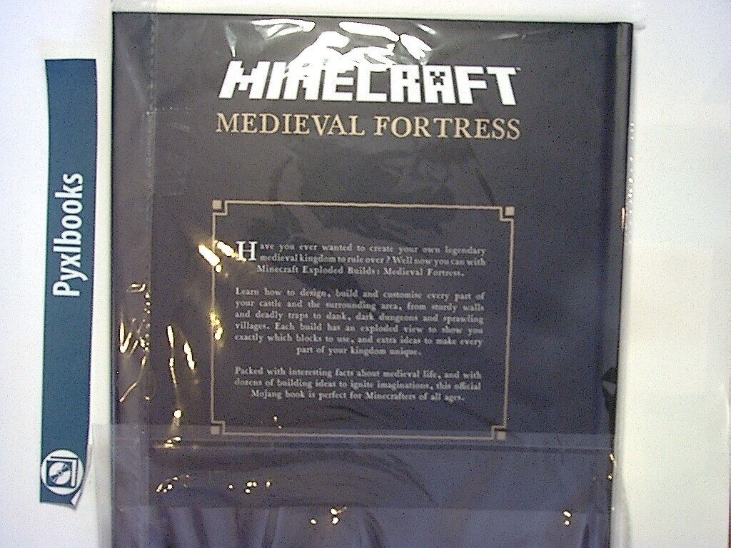 Minecraft: Exploded Builds: Medieval Fortress (Official Mojang) Hardcover New