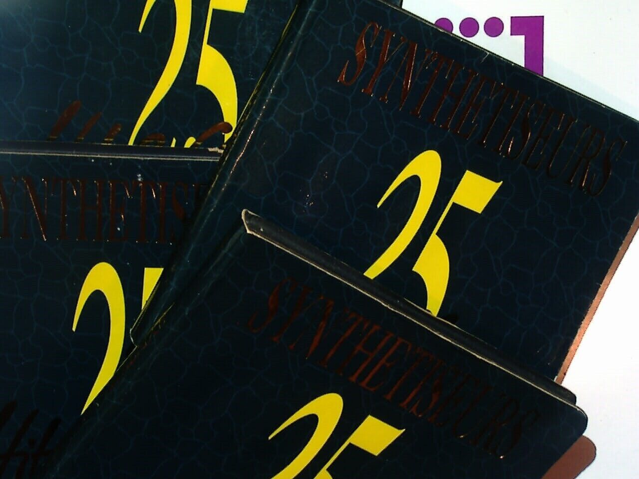 Synthetiseurs 25 Hits & Classics Volumes 1-4 4CD  Set VGC