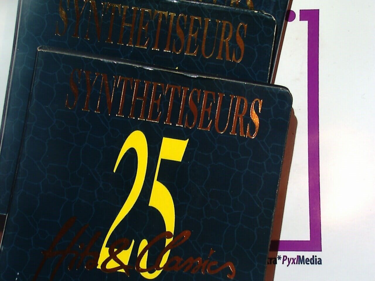 Synthetiseurs 25 Hits & Classics Volumes 1-4 4CD  Set VGC