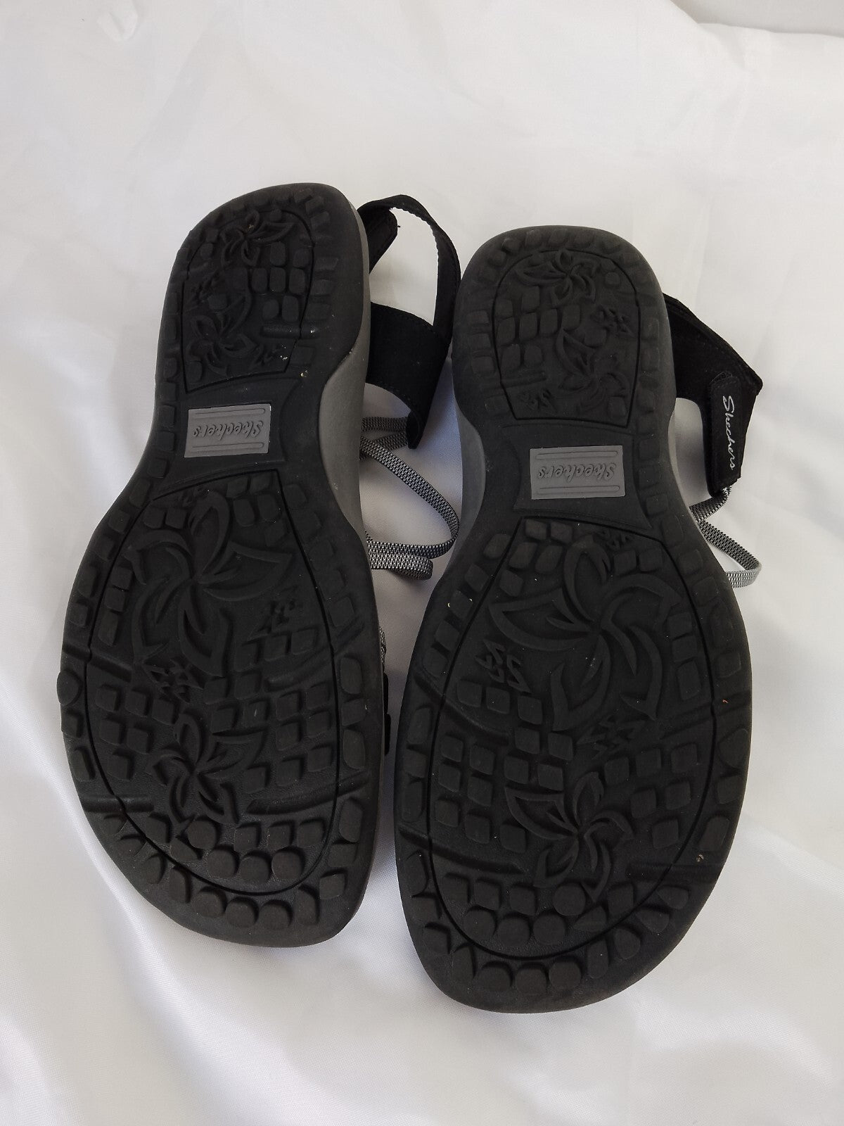 Skechers Reggae Slim Takes Two Grey / Black Strap Sandals Womens US Sze 9 (UK7)