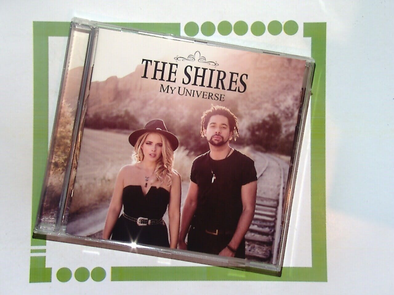 The Shires - My Universe CD Mint