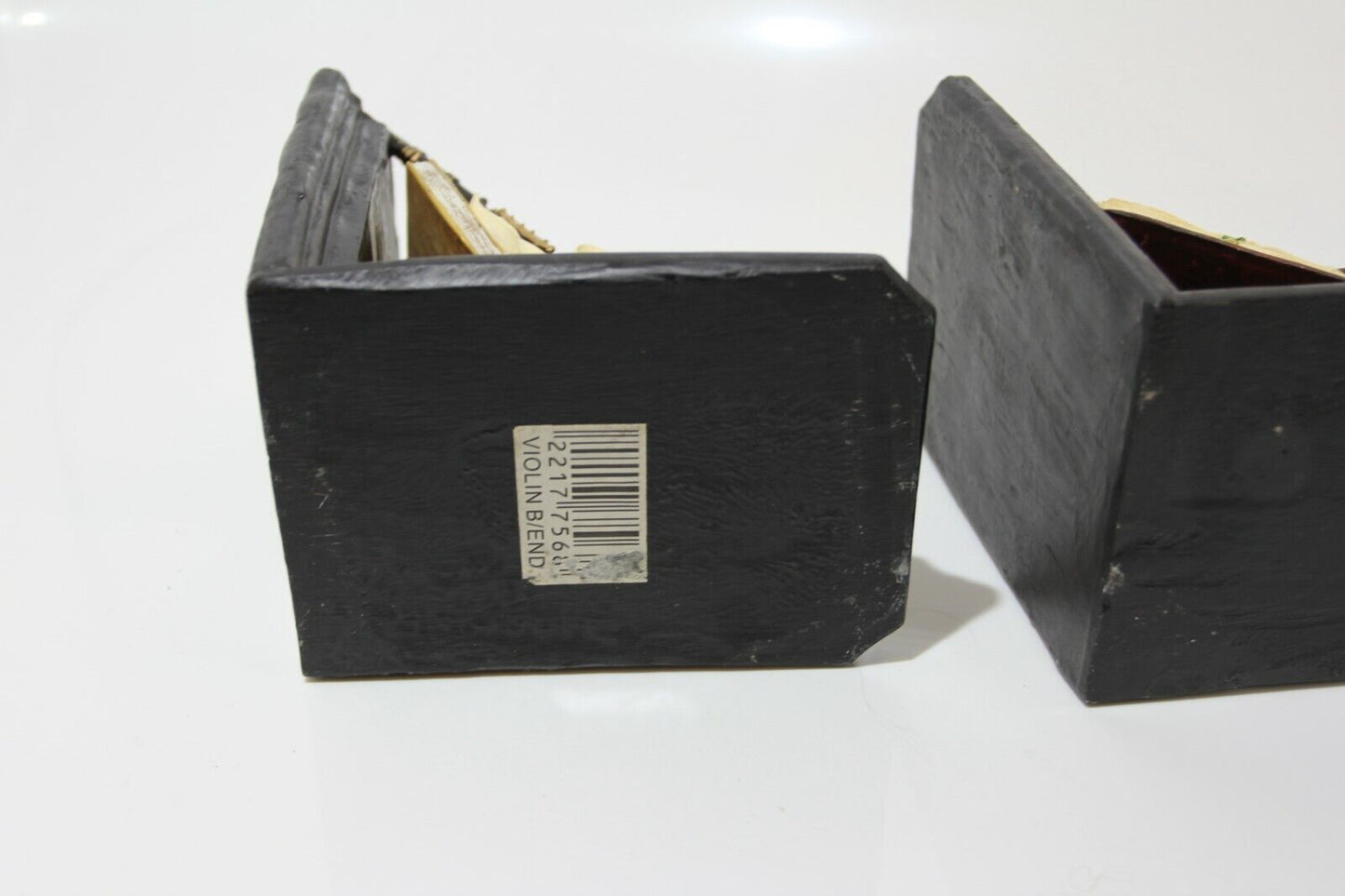 Pair of beautiful Music Themed Resin Book Ends Violin & Clarinet Sonata VGC