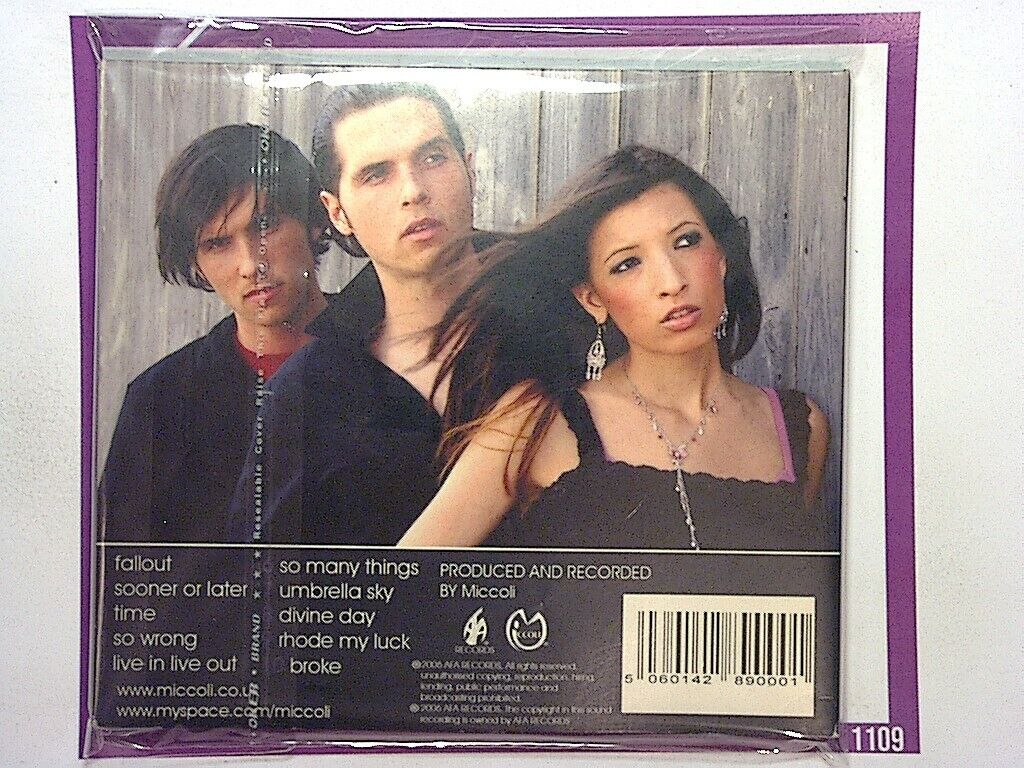 Miccoli 	Writing on Rooves CD