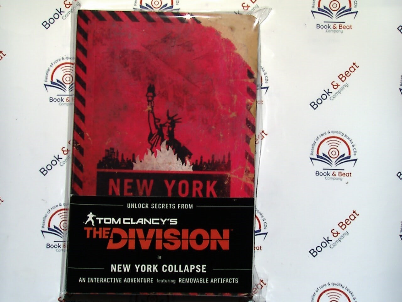 Tom Clancy's The Division: New York Collapse: A Survival Guide PB New & Complete