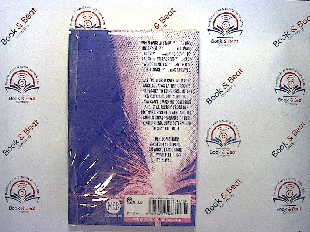 Bookandbeat.com, Sophie Cameron, Out of the Blue, PB, Young Adult Fiction, Fantasy, LGBTQ+ Themes, Romance, Contemporary Fiction, Supernatural, Angels, Grief, Adventure, Teen Fiction, Collectible, Novel, Magical Realism, Emotional Journey, Coming of Age, Uplifting Story,