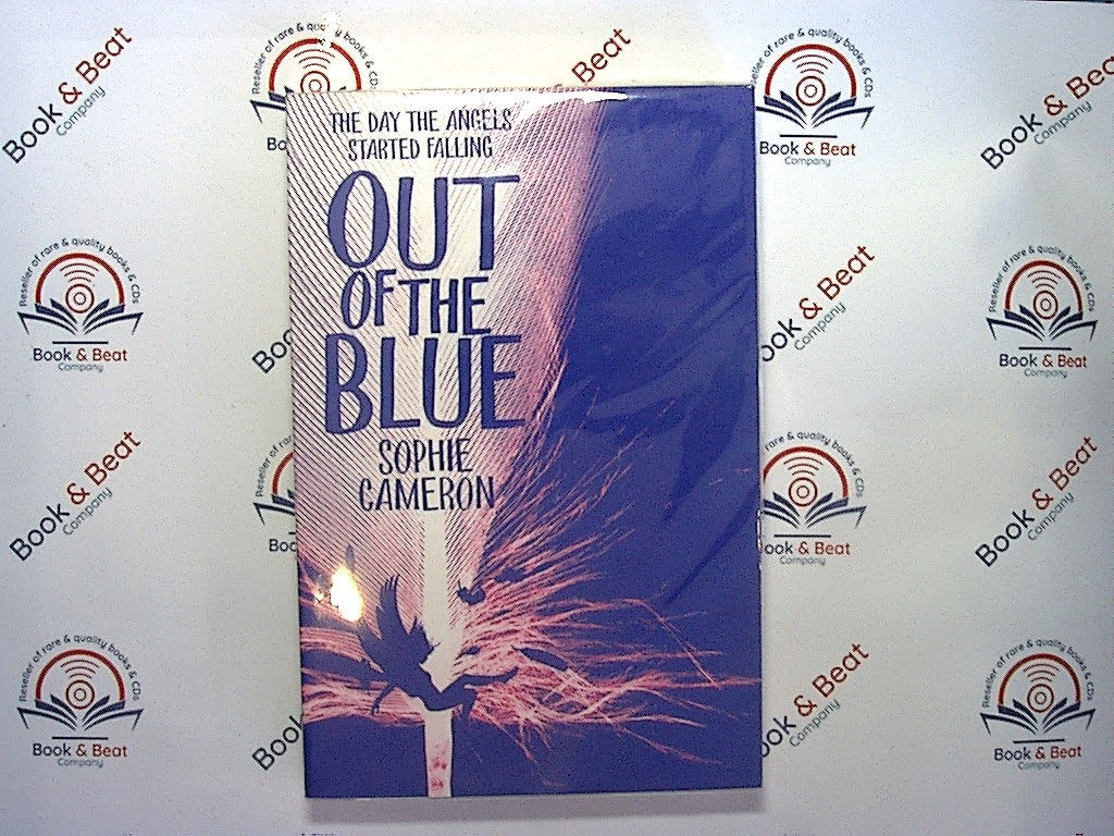 Bookandbeat.com, Sophie Cameron, Out of the Blue, PB, Young Adult Fiction, Fantasy, LGBTQ+ Themes, Romance, Contemporary Fiction, Supernatural, Angels, Grief, Adventure, Teen Fiction, Collectible, Novel, Magical Realism, Emotional Journey, Coming of Age, Uplifting Story,