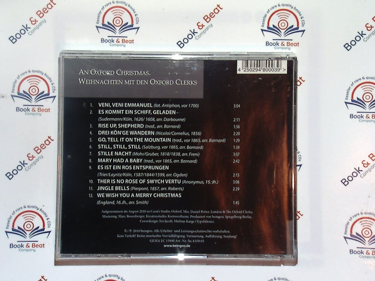 Weihnachten Mit Den Oxford Clerks, The Oxford Clerks, An Oxford Christmas, Holiday Music, Christmas Carols, Choral Music, Festive Songs, Seasonal Music, CD, Traditional Christmas, Choir Performance, Christmas Album, Bookandbeat.com, Gift Ideas, Christmas Spirit, Joyful Sounds, Yuletide Favorites, Music for the Holidays, New & Sealed, Christmas Celebration, Oxford Tradition