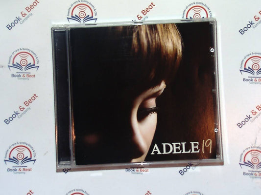 bookandbeat.com, Adele, 19, debut album, soul, pop, blues, Chasing Pavements, Hometown Glory, Grammy-winning artist, British singer, emotional ballads, timeless music, 2008 release, iconic vocals, singer-songwriter.
