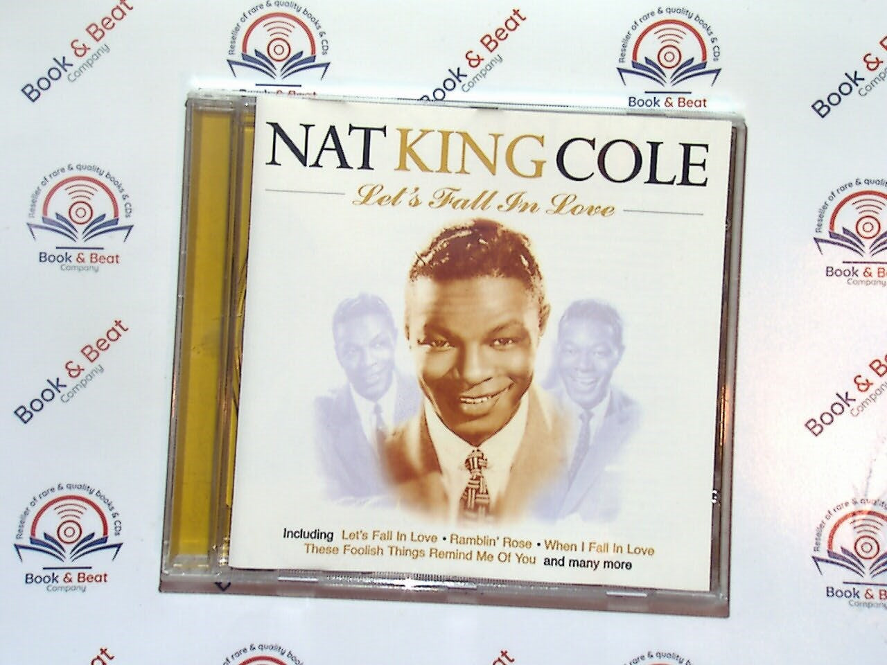 bookandbeat.com, CD, Nat King Cole, The Collection, jazz, classic jazz, timeless hits, smooth vocals, jazz standards, romantic music, jazz icon, legendary singer, unforgettable songs, piano jazz, vocal jazz, soothing music, iconic voice, golden age, jazz nostalgia, big band era, love songs, classic album, easy listening