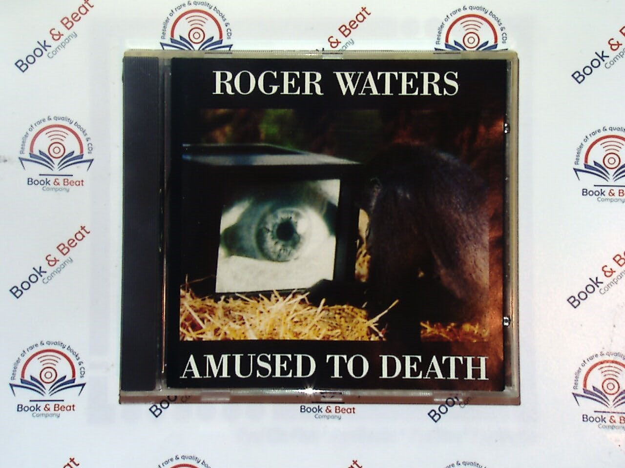 Roger Waters, Progressive rock, Pink Floyd, CD, Bookandbeat.com, Classic rock, Concept album, British rock, Legendary musician, Rock fans, Experimental, Guitar-driven, Atmospheric sound, Iconic artist, 1970s rock, Psychedelic, Emotional lyrics, Timeless classics, Rock legends, Music enthusiasts,