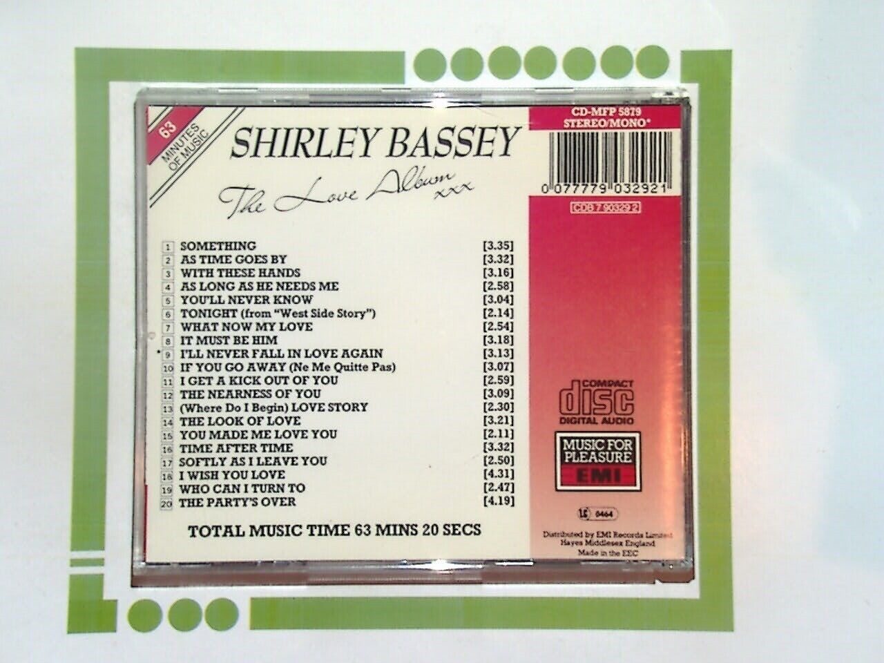 bookandbeat.com, Shirley Bassey, Easy to Love, Twenty Original Classics, classic hits, timeless music, iconic singer, jazz, pop standards, love songs, vintage collection, powerful vocals, legendary performer, British music, entertainment, classic ballads, nostalgic tunes, vocal masterpiece.
