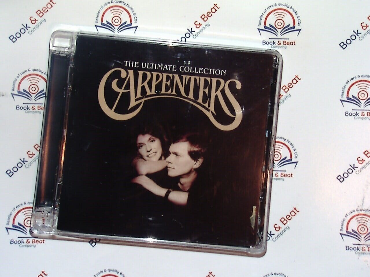 bookandbeat.com, The Carpenters, The Ultimate Collection, classic hits, 70s music, pop music, soft rock, Carpenters songs, Karen Carpenter, Richard Carpenter, timeless hits, love songs, ballads, pop duo, vintage music, greatest hits, easy listening, iconic albums, American music, nostalgia, popular music collection.