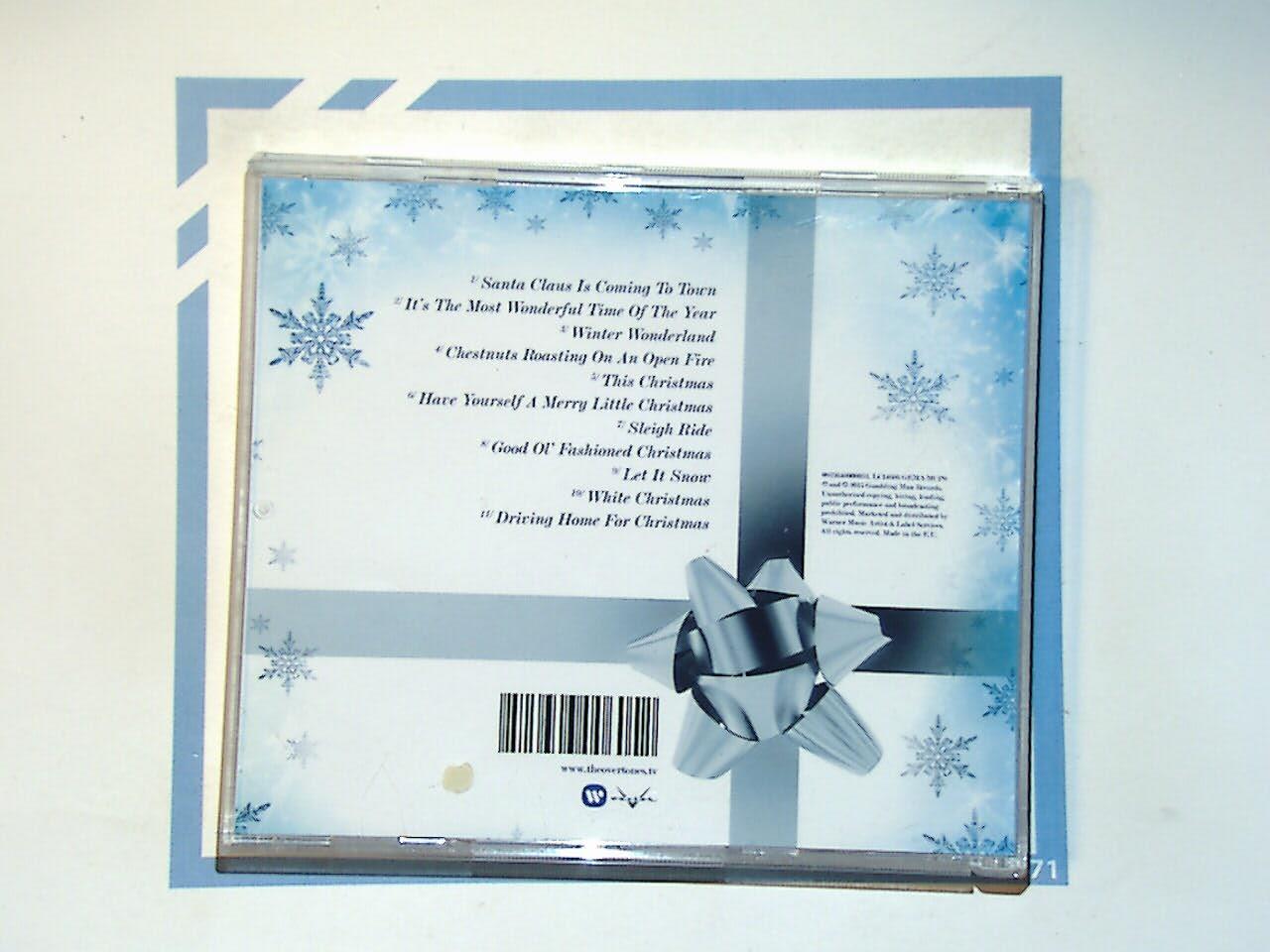 bookandbeat.com, CD, The Overtones, Good Ol' Fashioned Christmas, Christmas Music, Xmas, doo-wop, pop, vocal harmony, feel-good music, British band, classic covers, upbeat tunes, retro style, modern twist, smooth vocals, catchy melodies, timeless songs, vintage vibes, popular album, love songs, charming performances, energetic rhythms, crowd-pleaser, 2010s music