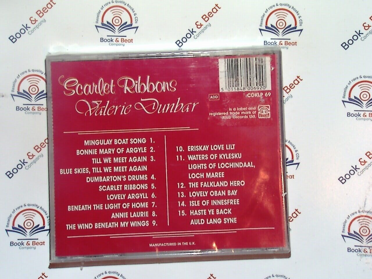 bookandbeat.com, Valerie Dunbar, Scarlet Ribbons, vocal music, classic songs, folk music, traditional music, romantic ballads, timeless classics, singer-songwriter, nostalgic tunes, 20th-century music, soulful melodies, heartfelt songs, acoustic music, music for reflection, heartfelt ballads.
