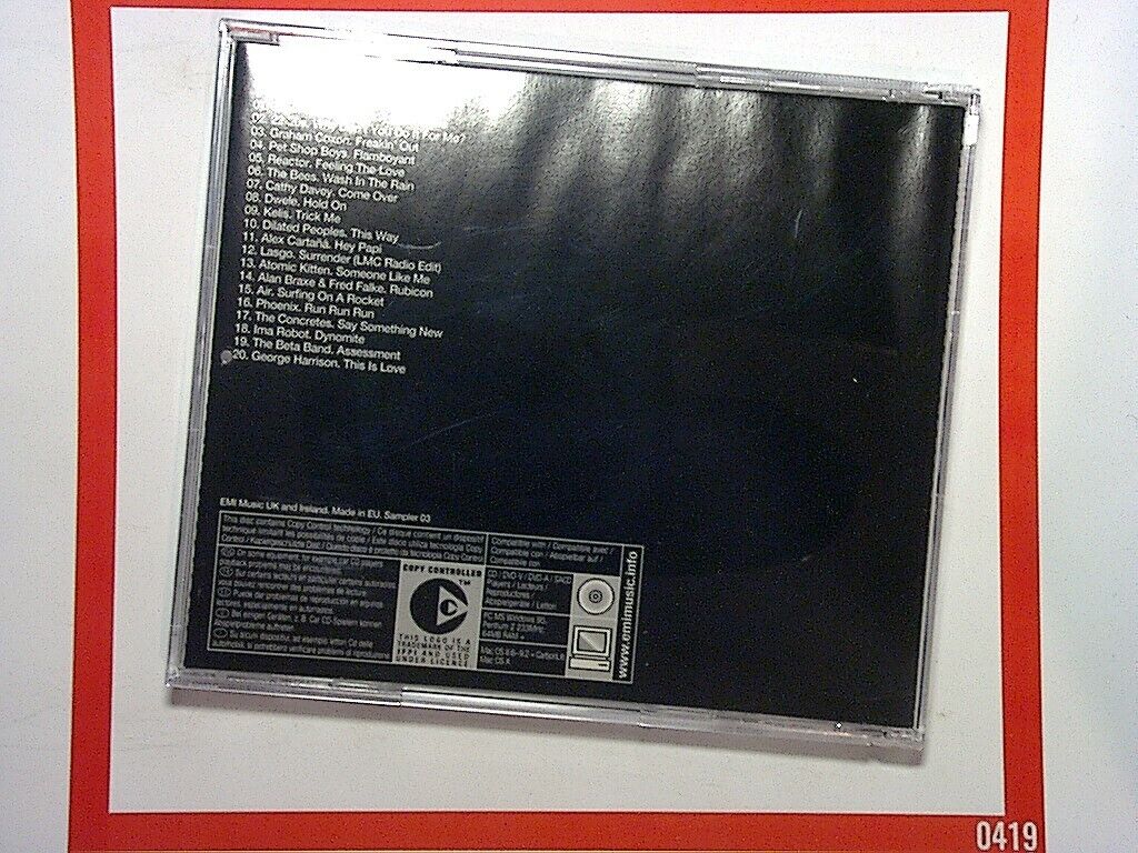 Esound, Three, Electronic Music, Ambient, Experimental, Modern Sound, Instrumental, Soundscapes, 2000s Music, Chillout, Relaxing Music, Innovative Compositions, Timeless Music, Bookandbeat.com,