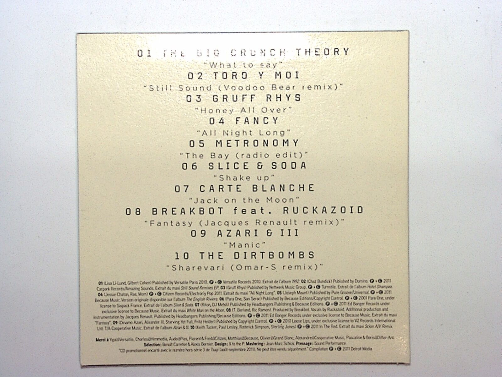 Tsugi Hors Série #3, Summer Session Promo, Various Artists, CD, Bookandbeat.com, Electronic music, Summer vibes, Chillout, Compilation album, Music mix, Indie tracks, Festival sounds, Promotional release, Ambient tunes, Upbeat rhythms, Relaxation music, Dance beats, Trending music, Music discovery, Curated playlist, Seasonal music,