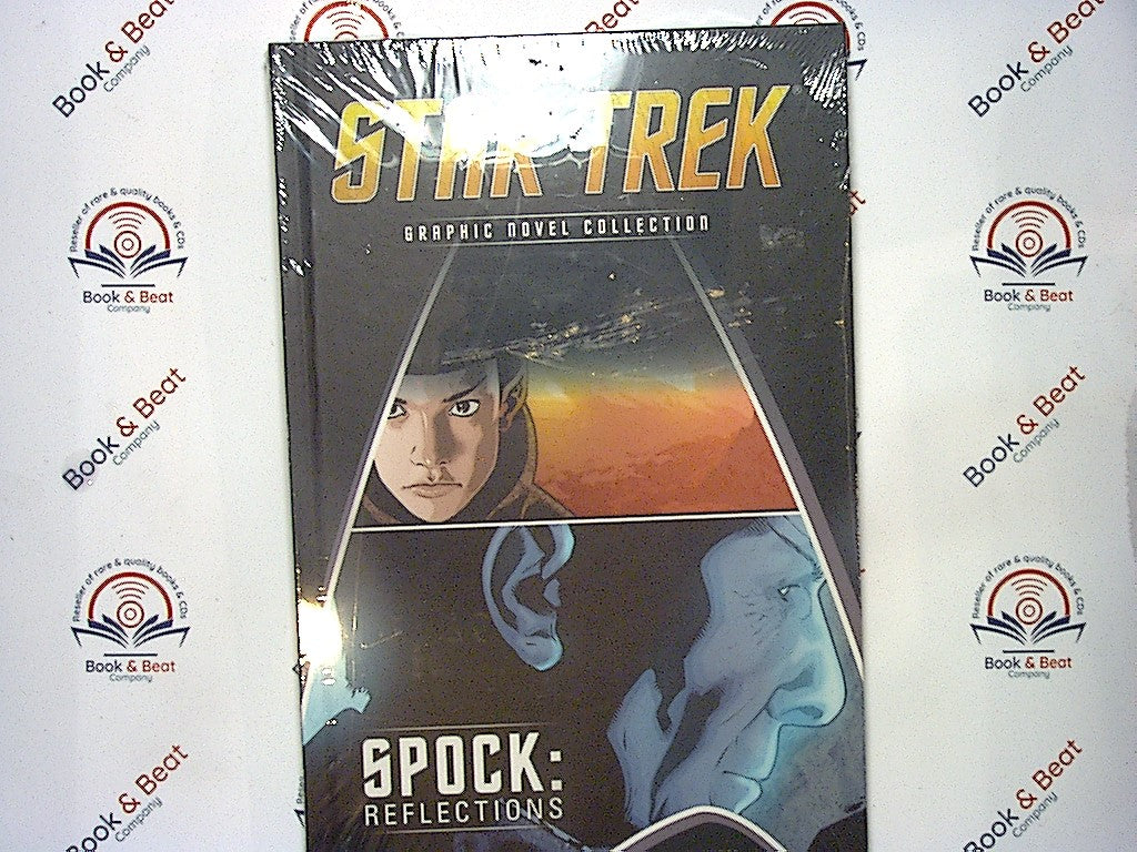bookandbeat.com, book, Star Trek, graphic novel, collection, sci-fi, illustrated, Starfleet, space adventure, comics, Federation, iconic series, alien worlds, exploration, science fiction, pop culture, heroes, Klingons, space opera, fan favorite, timeless story, intergalactic