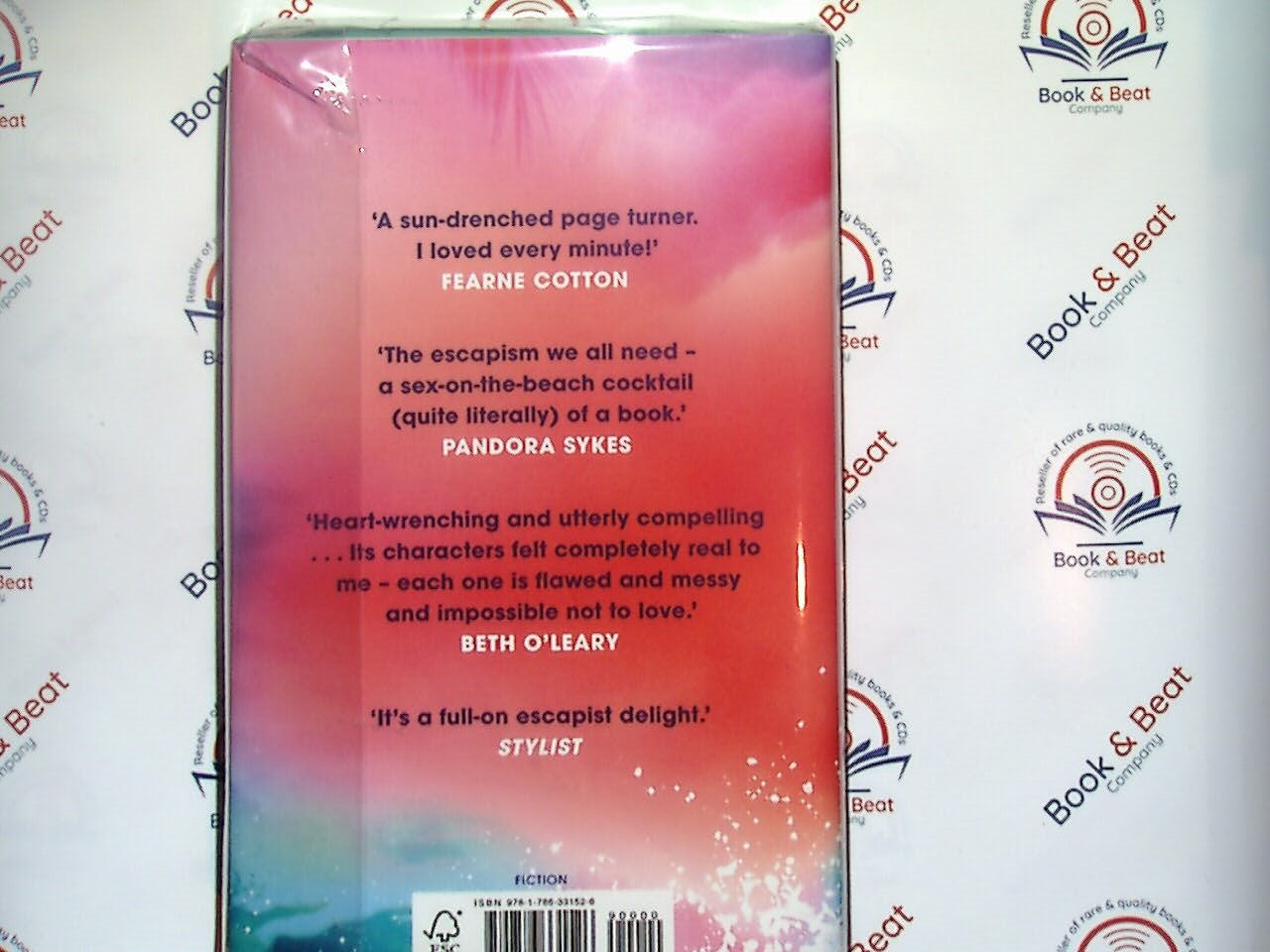 Taylor Jenkins Reid, Malibu Rising, new hardback, bestselling author, contemporary fiction, family drama, beach read, 80s California, sibling relationships, celebrity culture, summer book, Malibu setting, emotional storytelling, literary fiction, popular novel, Bookandbeat.com, New York Times bestseller, page-turner, novel of the year, California coast, family secrets, new release.